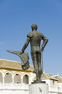 Full Length Male Statue Drucke: Statue at the bull ring