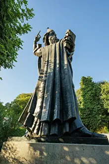 Drucke von Die Statue von Gregor von Nin ragt auf, zeigt die Figur mit erhobener Hand und offener Buchseite Historischer Komplex Von Split Mit Dem Palast Des Diokletian Drucke: Die Statue von Gregor von Nin steht aufrecht