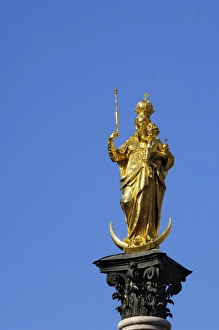 Marienplatz Munich Germany Drucke: Statue of the Virgin Mary