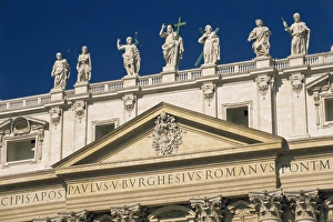 Vatican City Famous Buildings Drucke: Statues on the facade of St