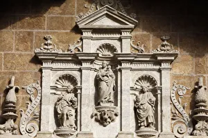 Sculpturen im Alhambra-Gebäude der Kathedrale von Granada, Spanien