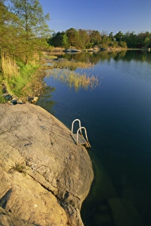 Scandinavian Outdoor Photography Drucke: Steps placed beside lake to help bathers