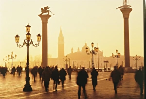 St Marks Square Italy Drucke: Sunrise in St