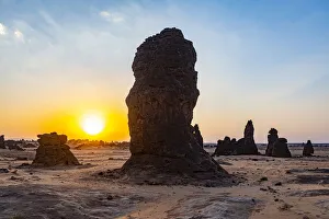 Rock Formations In The Desert Drucke: Sunset over the Algharameel rock formations, Al Ula, Kingdom of Saudi Arabia, Middle East