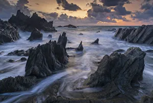 North Devon Coast Drucke: Sunset over the dramatic coast of North Devon, England, United Kingdom, Europe