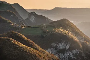 European Mountain Views Drucke: Sunset light over mountains, Lessinia, Veneto, Italy, Europe