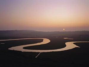 European River Views Drucke: Sunset over the River Cuckmere at Cuckmere Haven, East Sussex, England, UK, Europe