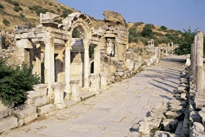 Anatolia Archaeological Site Drucke: Temple of Hadrian
