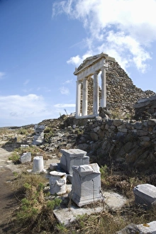 Ancient Greek Temples Europe Drucke: Temple of Isis