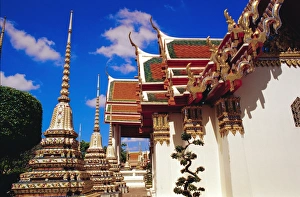 Buddhism In Thailand Images Drucke: Temples and chedis of Wat Pho
