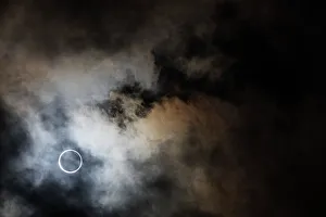 Drucke von Gesammlung eines Sonnenmond-Eklipses am 1. September 2016 in Tamatave östlich von Madagaskar im Afrika Verwandte Bilder Drucke: Gesammlung eines totalen Sonnenmondens auf dem 1