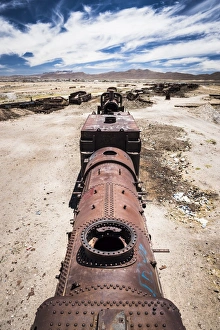 Drucke von Zugfriedhof (Zug Grabenfeld), Uyuni, Bolivien, Südamerika Bolivien Drucke: Bahnhoffriedhof (Bahn-Grab) , Uyuni, Bolivien,Südamerika