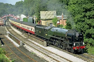 Nord-Yorkshire Drucke: Fahren Sie auf der Nord-York-Moor Eisenbahn in Goathland im Norden von Großbritannien