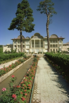 Iranian Architecture Photos Drucke: The Tram Garden