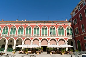 Drucke von Platz der Brücke des Rades QuadratspitzSplitRegion von DalmatienKroatienEuropa Historischer Komplex Von Split Mit Dem Palast Des Diokletian Drucke: Der Trg Brace Radica Quadrat ist ein Platz in der StadtSplit im dalmatinischen Region von Kroatien in Europa