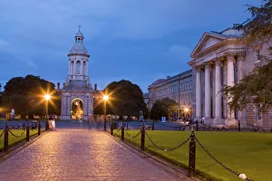 European Architecture Drucke: Trinity College