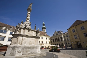 Hungary Travel Destinations Drucke: Trinity Column, Fo Ter, Old Town, Sopron, Hungary, Europe