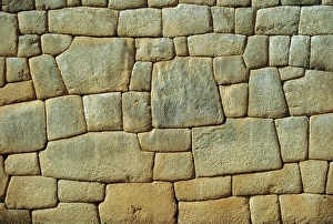 Drucke von Ein typisches Sichterwall der Inkawelt bei Machu Picchu im heutigen Peru Südamerika wurde die verlorene Stadt der Inkas von Hiram Bingham wiederentdeckt Machu Picchu Drucke: Typische Inkawand