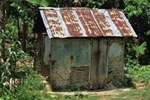 West Indies Travel Photography Drucke: Typical rural shack of plaster