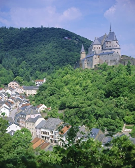 Medieval Castle Europe Drucke: Vianden Castle