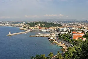 European Waterfront Destinations Drucke: View of Baie des Anges from the Corniche in Nice
