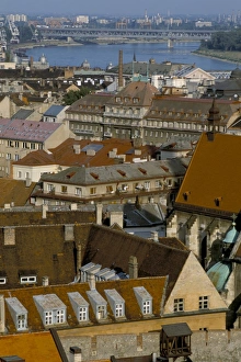 Drucke von Blick über Bratislava zum Fluss Donau in der Slowakei/Europa Slowakei Drucke: Blick über Bratislava zum Fluss Donau