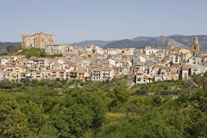Outdoor Photography Italy Drucke: View of Castelbuono