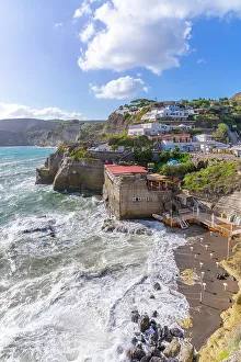 Campania Coastline Drucke: View of coastline from elevated position in Sant'Angelo
