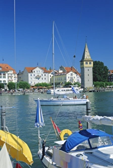 Europe Lake Destinations Drucke: View across harbour