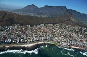 Kapstadt Drucke: Blick aus dem Hubschrauber über die Küste von Kapstadt in der Provinz Kapland im Südafrika