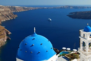 Aegean Sea Views Greece Drucke: View from Imerovigli overlooking ocean, Santorini, Cyclades, Greek Islands, Greece, Europe
