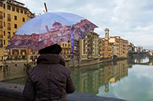 Blick vom Ponte Vecchio in Florenz (Florenz), Weltkulturerbe der UNESCO