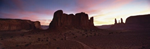US National Parks And Monuments Drucke: View towards The Three Sisters at dusk