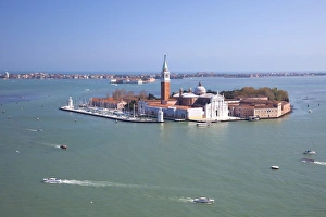 Blick vom Giebel des Campaniles von St. Markus, der Insel Sankt Georgios Maggiore
