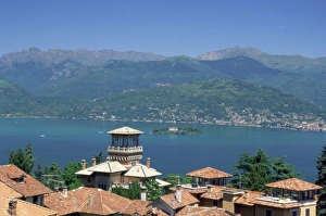 Italian Lakes Vacation Spots Drucke: View from Stresa