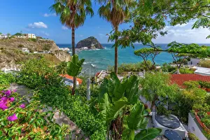 Campania Europe Travel Drucke: View of Torre di Sant'Angelo from elevated position in Sant'Angelo