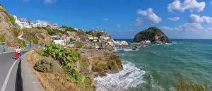 Europe Coastal Towns Drucke: View of Torre di Sant'Angelo from elevated position in Sant'Angelo