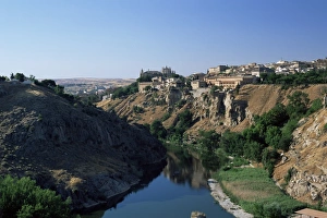 European Skyline Drucke: View to west along Tagus Gorge