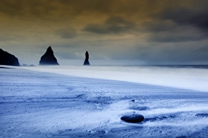 Polar Regions Travel Destination Drucke: Vik black volcanic sand beach, Vik, Iceland, Polar Regions