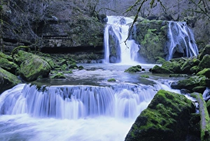 Waterfall In France Drucke: Waterfall, Source de la Loue, Doubs, Franche-Comte, France, Europe