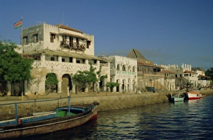 African Coastal Towns Drucke: Waterfront