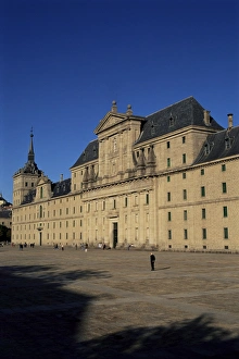 Spanish Capital Cityscape Drucke: Western facade