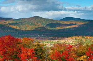 Drucke von Wald des Weißen Gebirges Nationales, Neuengland (New Hampshire), Vereinigte Staaten von Amerika. Nordamerika Verwandte Bilder Drucke: Berge des Weißen Waldes Nationales Forstgebiet Neubraunfels Bundesstaat Neuhampshire Region Nordamerika Vereinigte