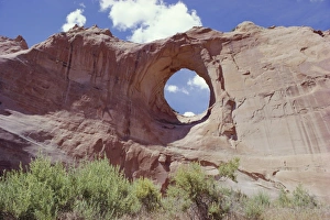 Eroded Rock Formations Drucke: Window Rock