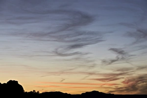Arizona Sunset Drucke: Wispy clouds at sunset, White Pocket
