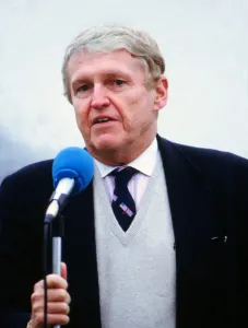 Drucke von Golf - 1987 Dunhill Cup Mark McCormack McCormark gründete die Internationale Verwaltungsgruppe ( IMG ), der größten Sportagentur weltweit Bilder Von Golf Drucke: Mark McCormack