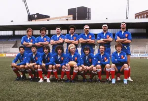 Sechs Nationen Drucke: Die französische Mannschaft, die im Jahr 1982 gegen Wales bei der Fünf-Nationen-Meisterschaft spielte
