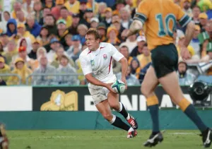 Rugby-Weltmeisterschaft Drucke: Jonny Wilkinson auf dem Ball während des Finale der Weltmeisterschaft 2003