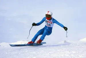 Drucke von Skifahren im AlpenFrederick Freddie Burton, gezeichnet im Januar 1982. Er vertrat Großbritannien bei den Olympischen Spielen von Sarajevo 1984 in der Abfahrt und dem Riesenslalom Bilder Datiert 2012 September: Freddy Burton