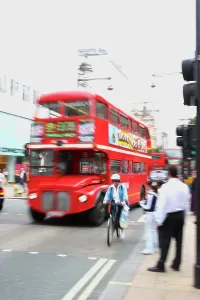 Urban Transportation Scene Drucke: Flight, 12753SJM